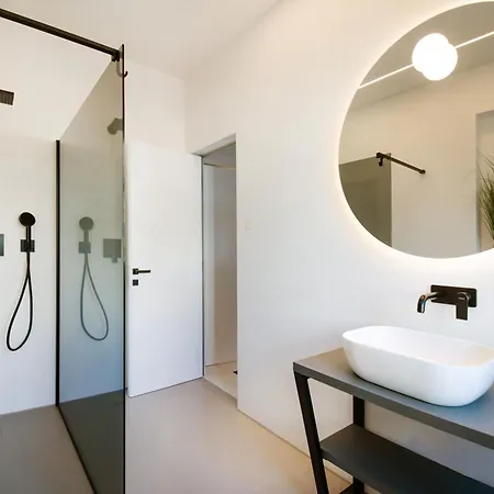Apartman New Stylish 2br 2 Bathrooms 2 Min To Bacvice *