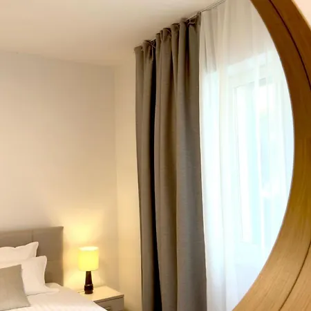 New Stylish 2br 2 Bathrooms 2 Min To Bacvice Apartman